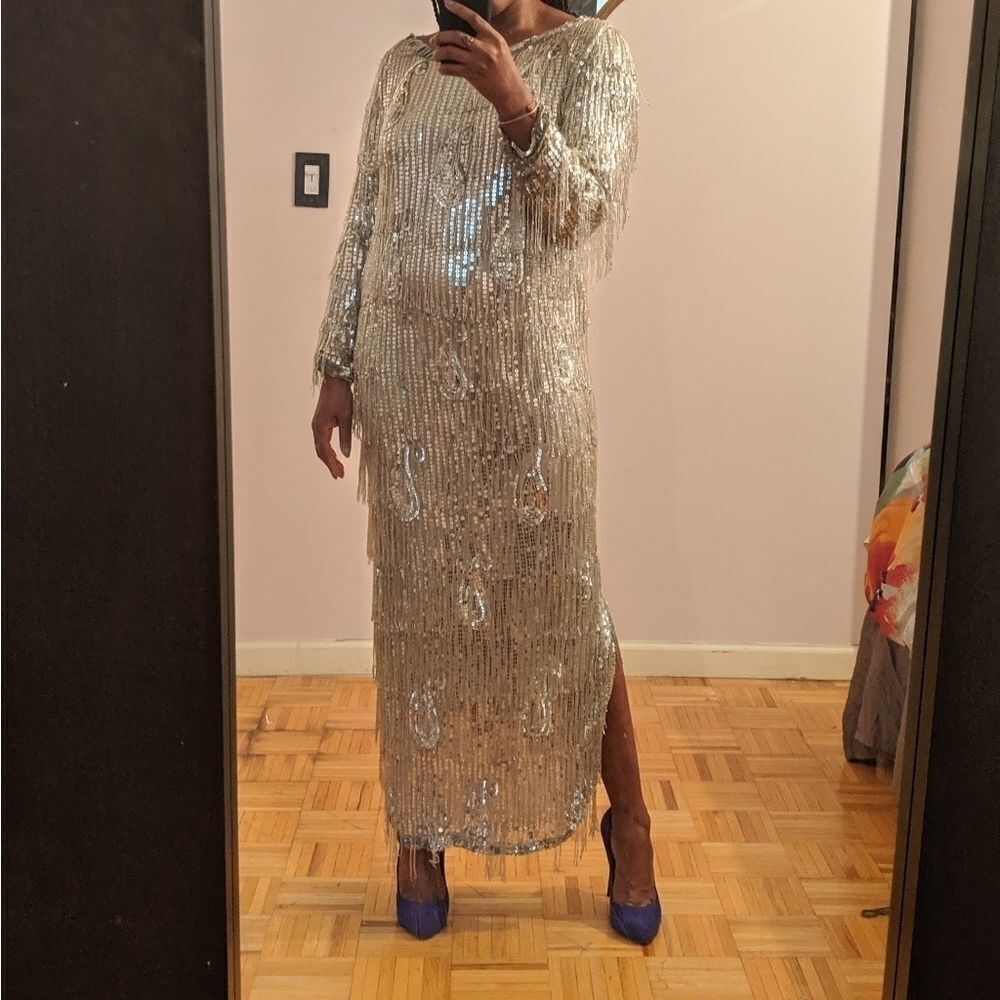 Vintage beaded dress (pics on body) with